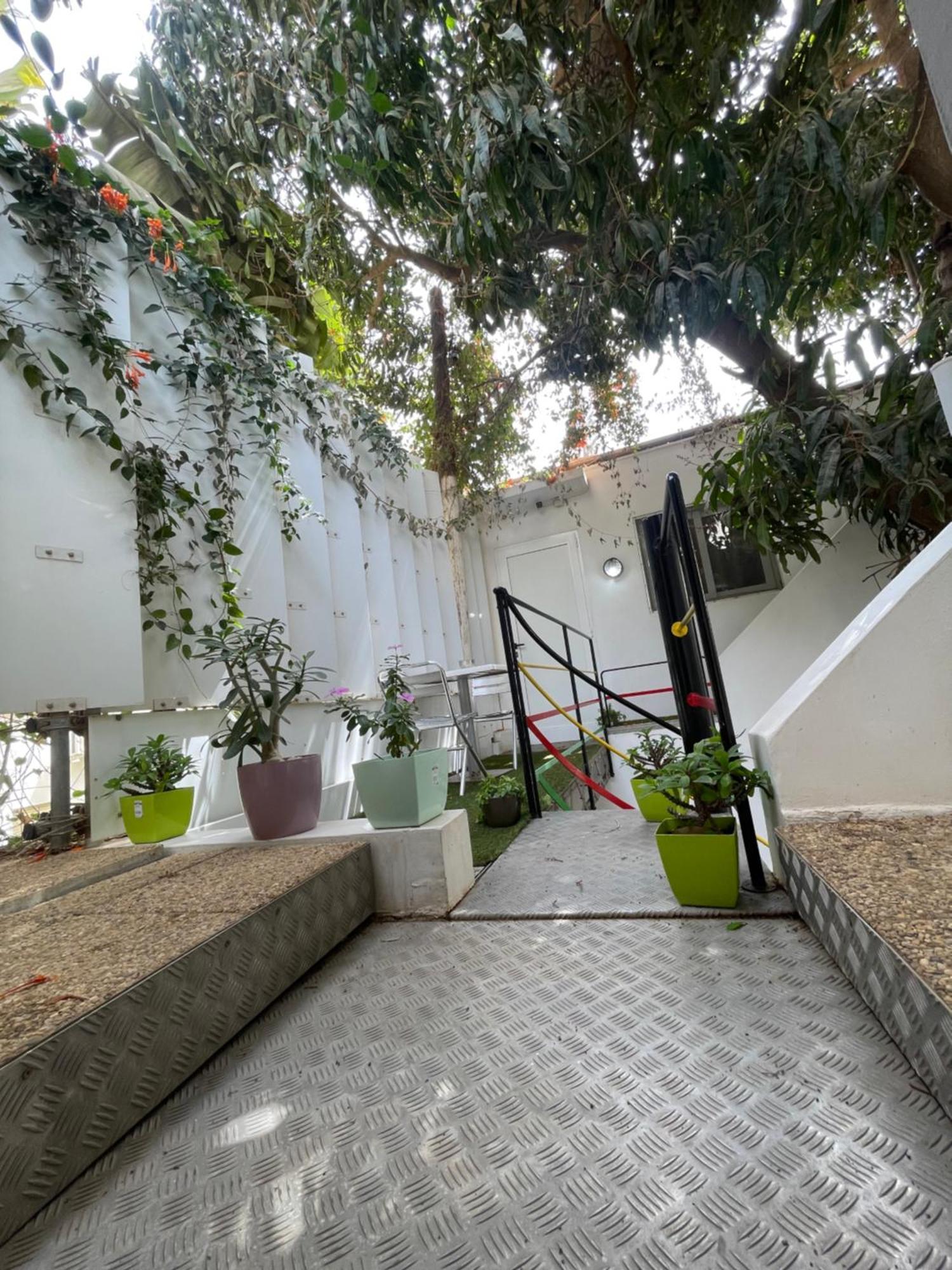 Maison D'Hotes Villa Anna Dakar Exterior photo